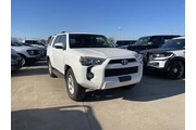 $30159 : Toyota 4Runner 2019 4x2 SR5 thumbnail