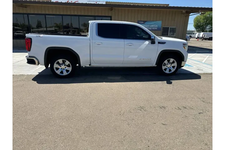 $31999 : 2019 GMC Sierra 1500 SLE image 7