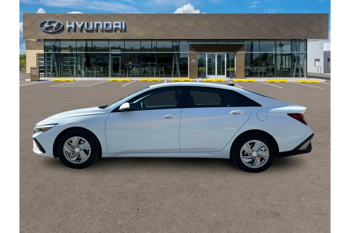 $20995 : Hyundai ELANTRA 2025 SE 4dr image 3