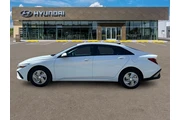 $20995 : Hyundai ELANTRA 2025 SE 4dr thumbnail