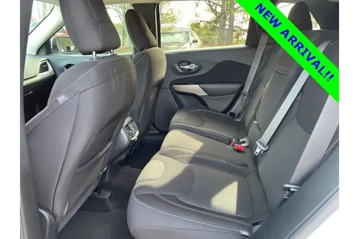 $14939 : Jeep Cherokee 2017 4x4 Latit image 10