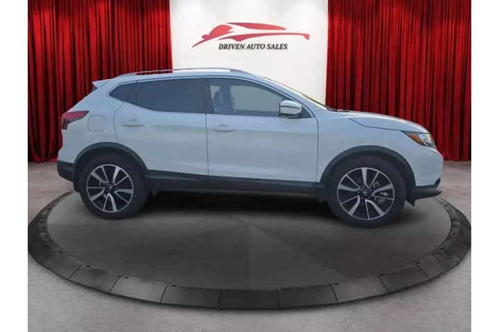 $11999 : 2017 Rogue Sport image 5