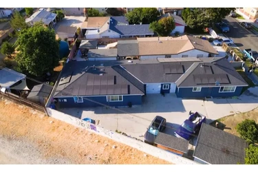 Duplex, Viva en Una Rente Otra en Los Angeles