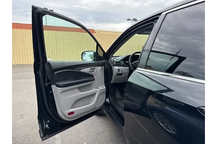 $20785 : Honda Pilot 2017 EX 4dr SUV image 4