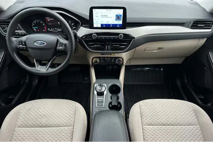 $14750 : Ford Escape 2021 SE 4dr SUV image 5