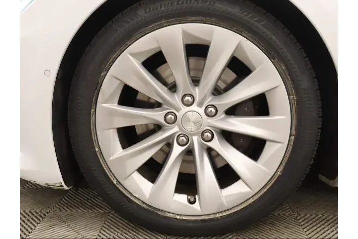 $17634 : Tesla Model S 2016 AWD 90D 4 image 2