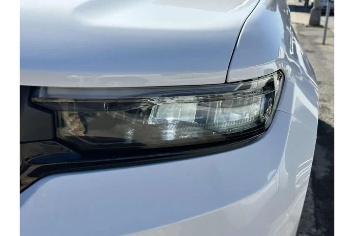 $29985 : Jeep Grand Cherokee 2023 4x4 image 7