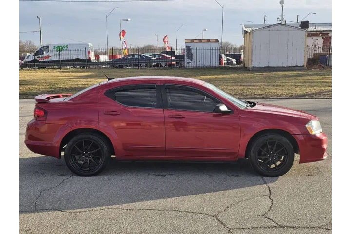 $3995 : 2011 Avenger Express image 5