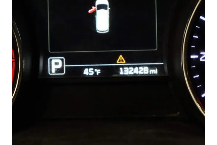 $8031 : Kia Sedona 2017 EX 4dr Mini- image 5