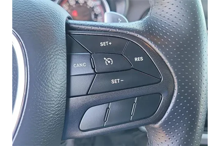 $32284 : Dodge Challenger 2022 R/T 2d image 9