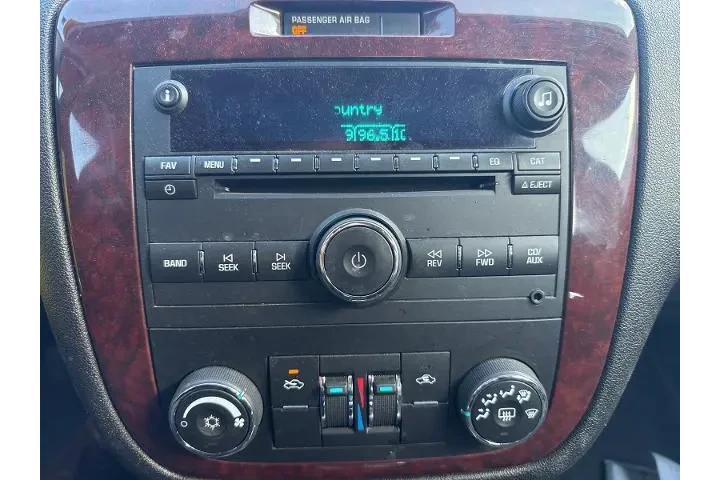 $7500 : Chevrolet Impala 2010 LS 4dr image 10