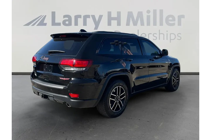 Jeep Grand Cherokee 2020 4x4 image 5