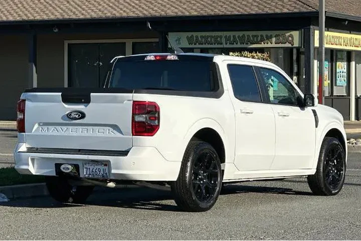 $33297 : Ford Maverick 2025 AWD Lobo image 3