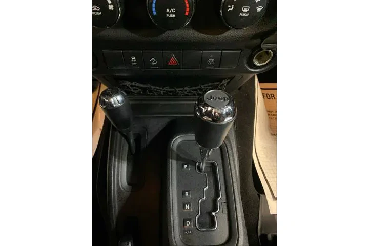 $19489 : Jeep Wrangler Unlimited 2014 image 7