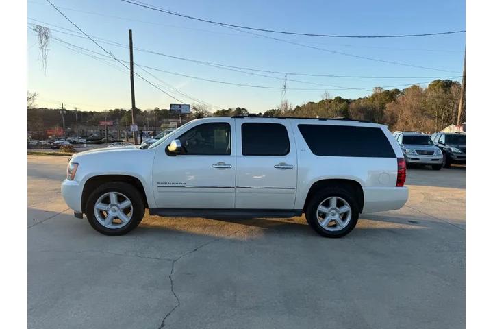 $11995 : 2011 Suburban image 6