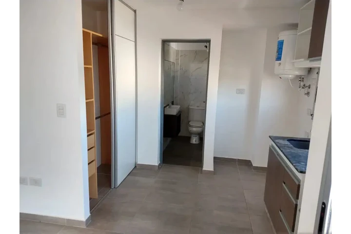 $300000 : Alquiler de Departamento Mono image 7