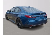$32987 : Toyota Camry 2025 SE 4dr Sed thumbnail
