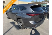$31999 : Toyota Highlander 2022 XLE 4 thumbnail