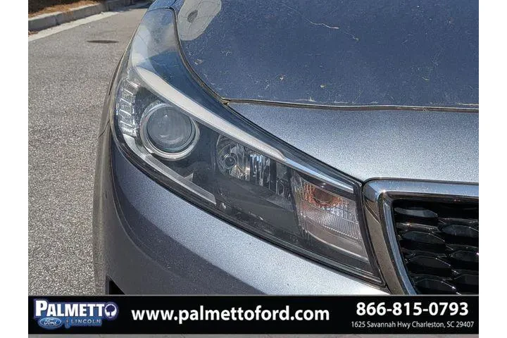 $10997 : Kia Forte 2017 S 4dr Sedan image 9