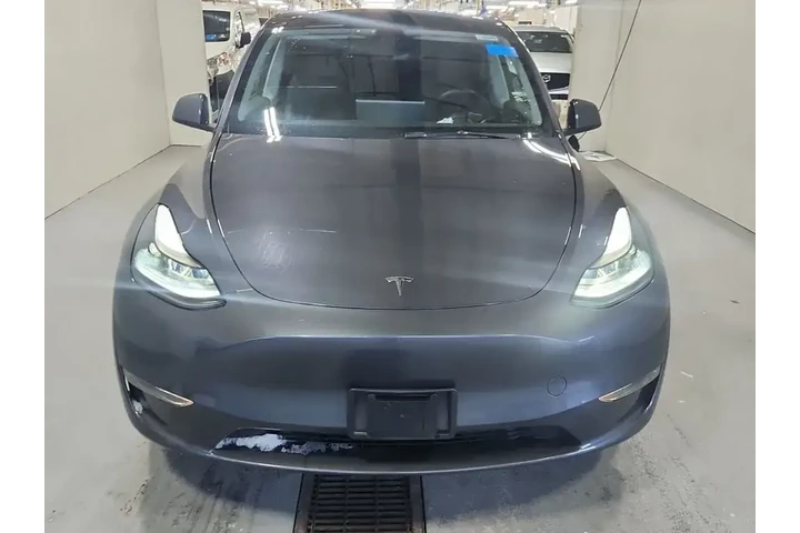 $28493 : Tesla Model Y 2023 AWD 4dr C image 2