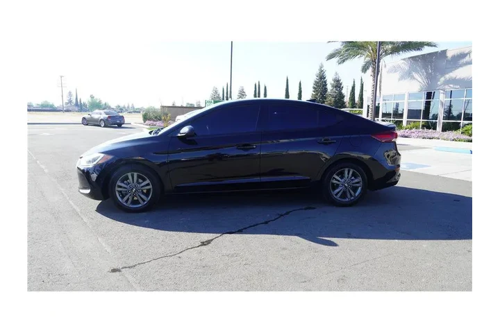 $13984 : 2018 Elantra SEL image 8