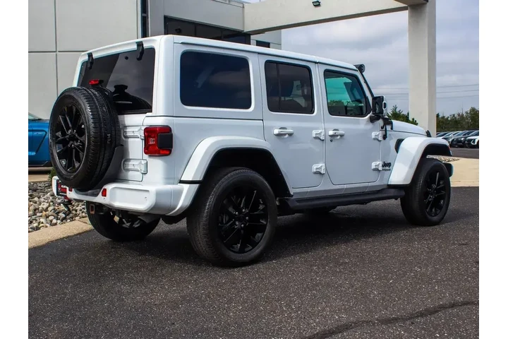 $28740 : Jeep Wrangler Unlimited 2021 image 6