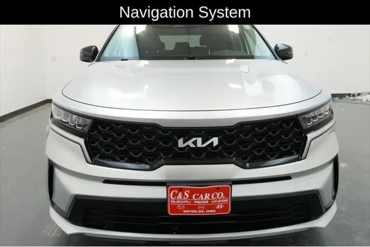 $21354 : Kia Sorento 2022 S 4dr SUV image 2
