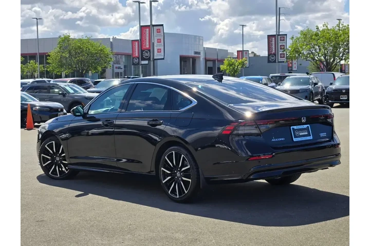 $31988 : Honda Accord Hybrid 2025 Tou image 5
