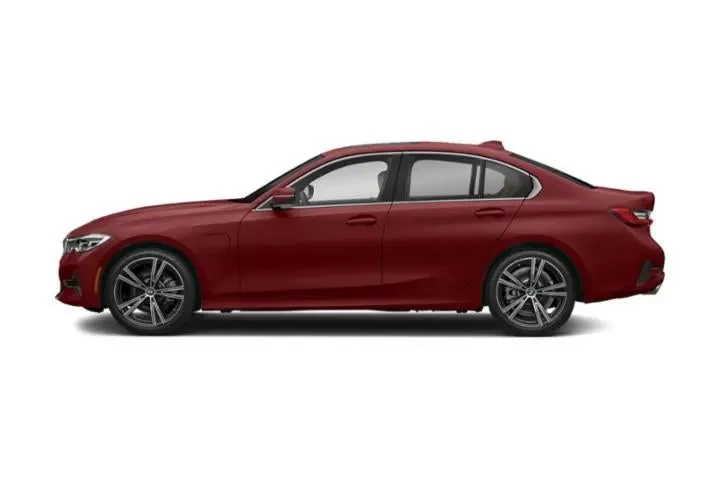 $28943 : BMW 3 Series 2022 AWD 330e x image 2