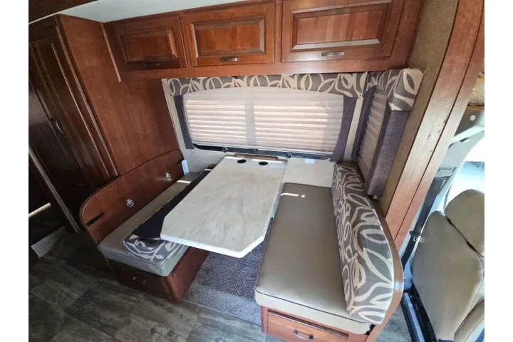 $69999 : 2015 Forest River Forester 24 image 3