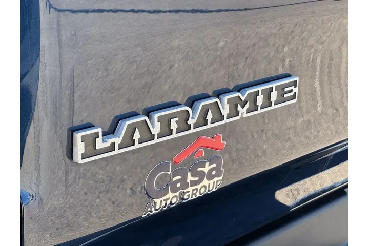 $34714 : Ram 1500 2020 4x4 Laramie 4d image 2