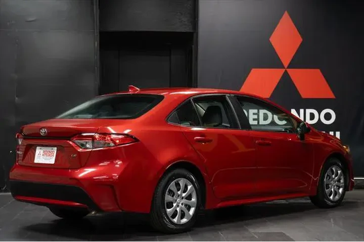 $15999 : Toyota Corolla 2020 LE 4dr S image 10