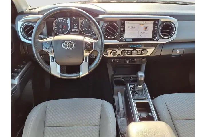 $35380 : Toyota Tacoma 2023 4x4 SR5 V image 10