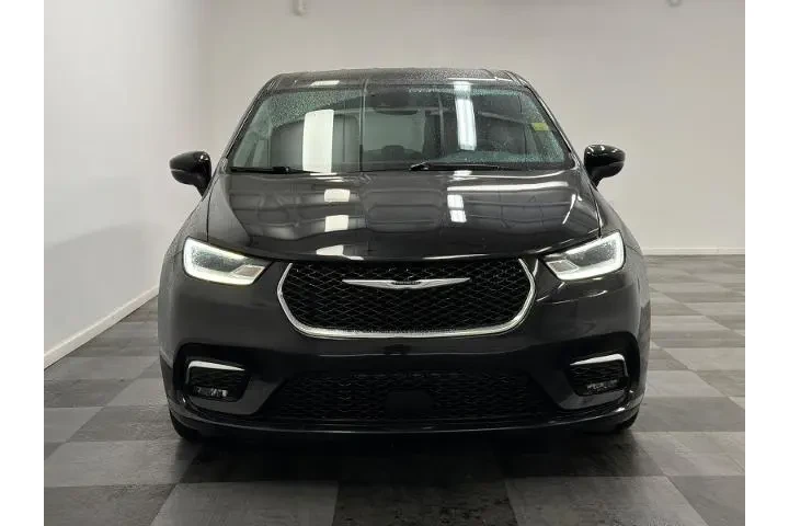$26500 : Chrysler Pacifica Plug-In Hy image 3