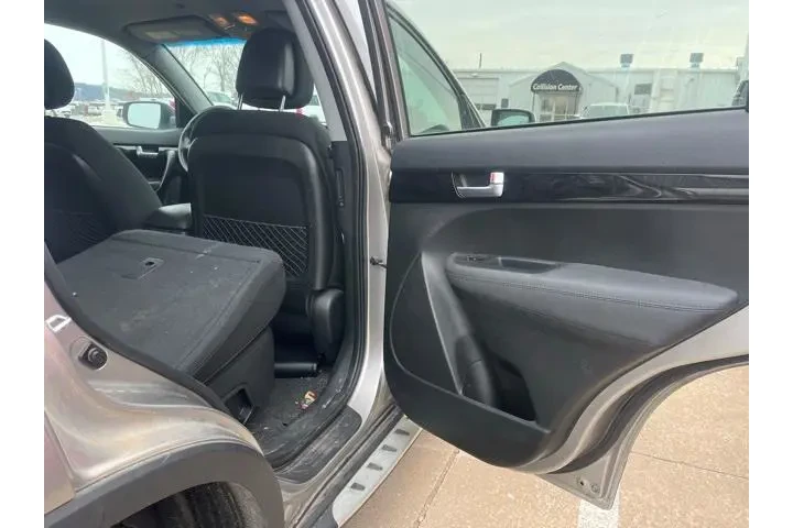 $9999 : Kia Sorento 2014 AWD LX 4dr image 10