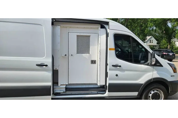 $21990 : 2015 Transit 350 image 8
