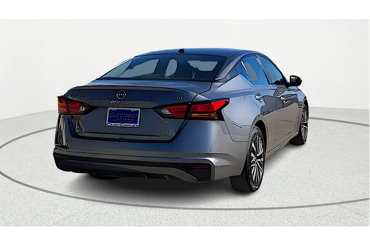 $17714 : Nissan Altima 2024 2.5 SV 4d image 7