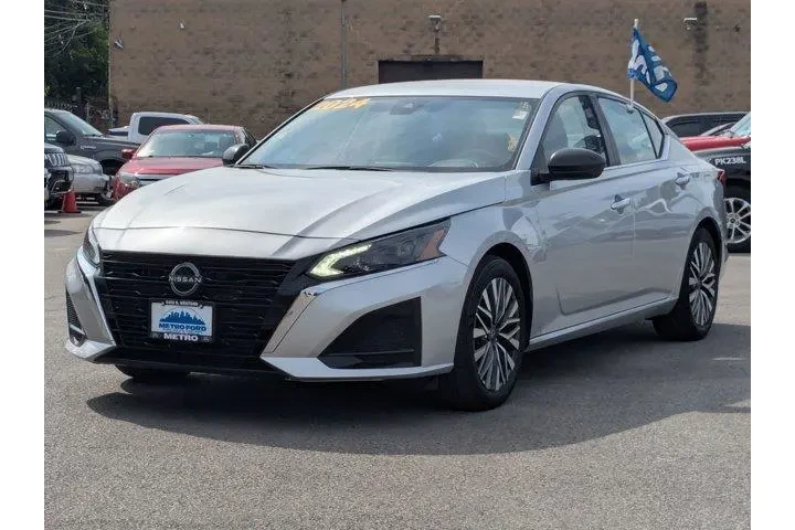 $20899 : Nissan Altima 2024 2.5 SV 4d image 8