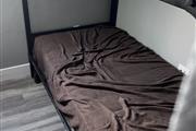 $200 : Se renta cama en cuarto thumbnail