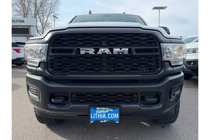 $38000 : Ram 2500 2019 4x4 Tradesman image 2