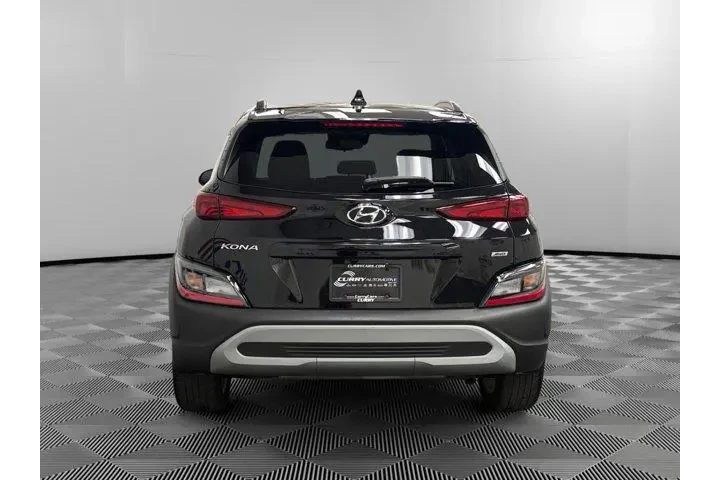$20988 : Hyundai KONA 2023 AWD SEL 4d image 4