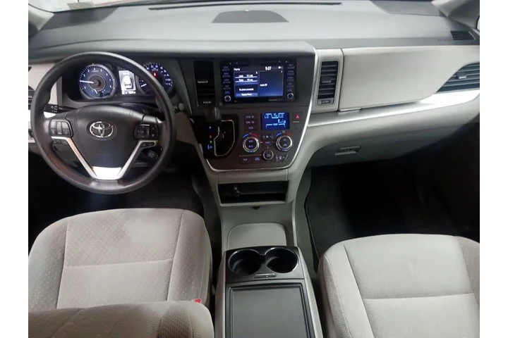 $23998 : Toyota Sienna 2018 AWD LE 7- image 9