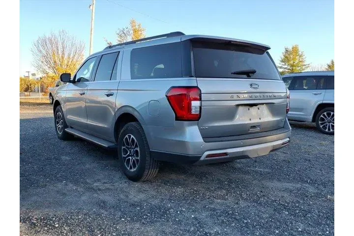 $39807 : Ford Expedition MAX 2023 4x4 image 10