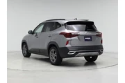 $19998 : Kia Seltos 2023 S 4dr SUV thumbnail