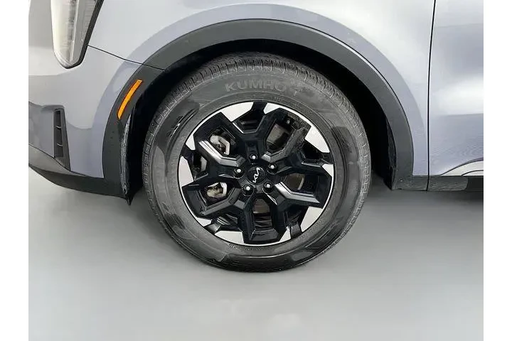 $28975 : Kia Sorento 2024 S 4dr SUV image 10