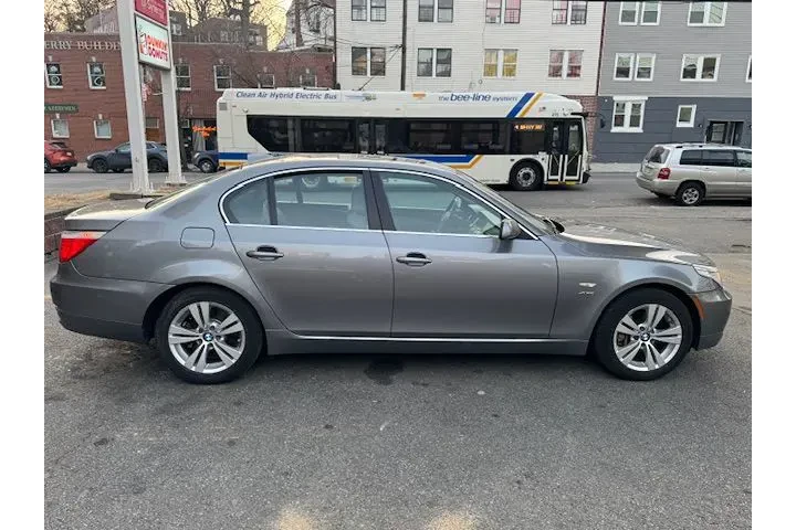 $8995 : 2009 5 Series 528i xDrive image 7