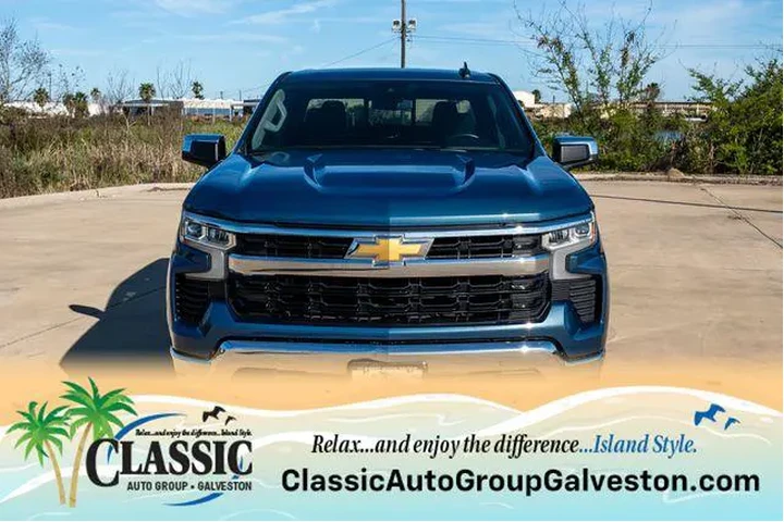 $37790 : Chevrolet Silverado 1500 202 image 1