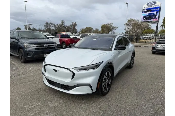 $31800 : Ford Mustang Mach-E 2023 Pre image 1