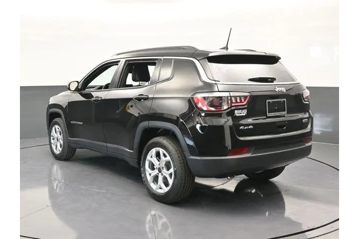 $22990 : Jeep Compass 2025 4x4 Latitu image 4