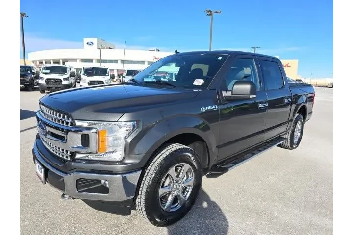 $31500 : Ford F-150 2020 4x4 XLT 4dr image 1